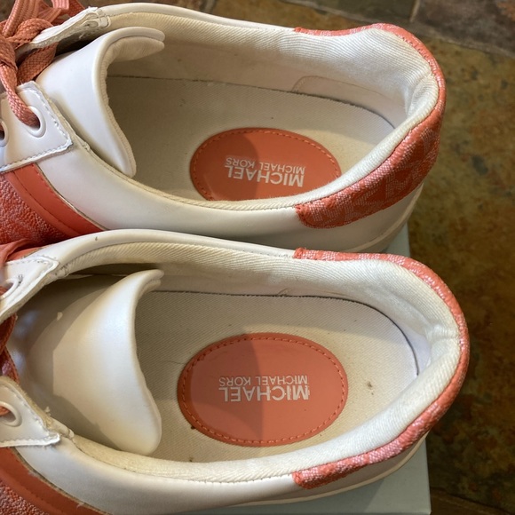 MK Snickers - Picture 4 of 5